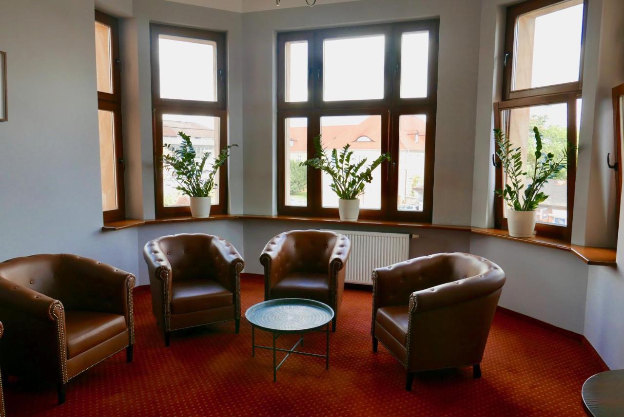 Staromiejski Piwowar Hotel Legnica Esterno foto